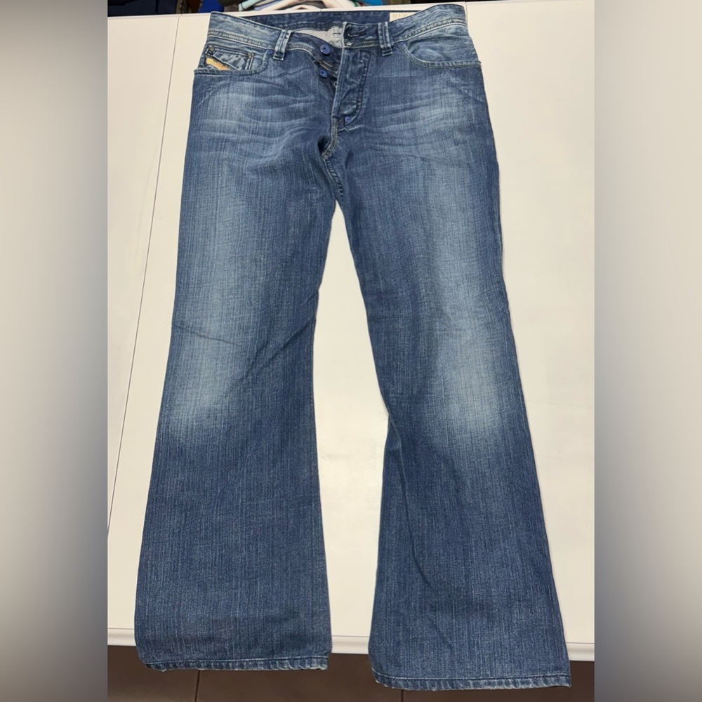Vintage Diesel Men's Bootcut Jeans .
see photos . Length has been shortened - Picture 3 of 10